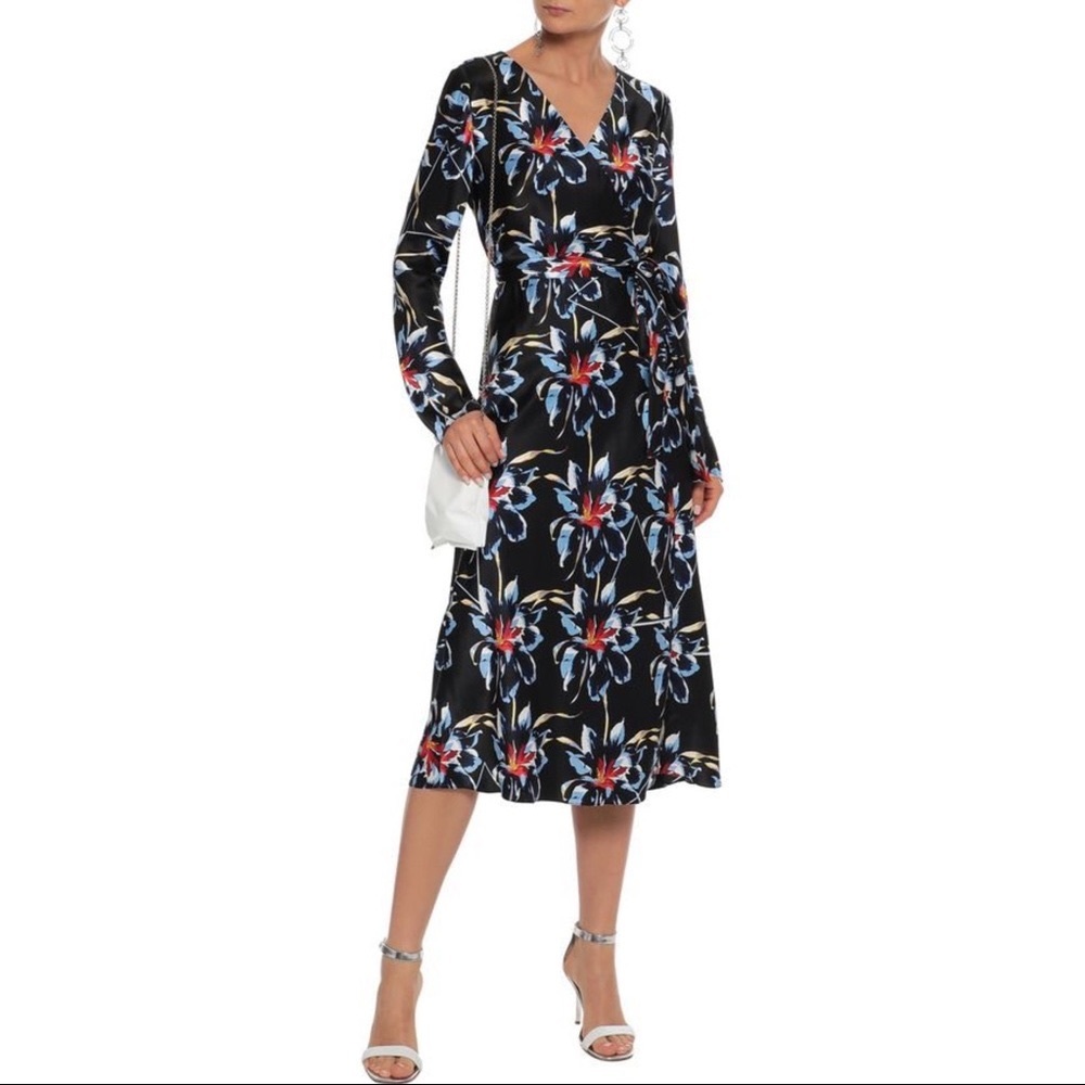 Diane von Furstenberg Tilly floral-print silk-satin midi wrap dress size 4